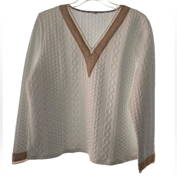 exclusive Sweaters - Exclusive Women Sweater XL